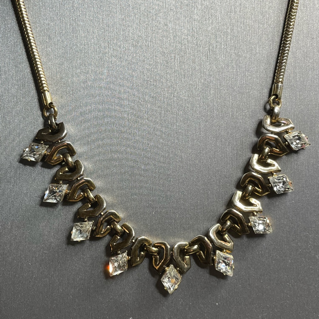 Trifari Pat Pend. Queen Of Diamonds 14” Necklace 1951 “It Wouldn’t Be Christmas”